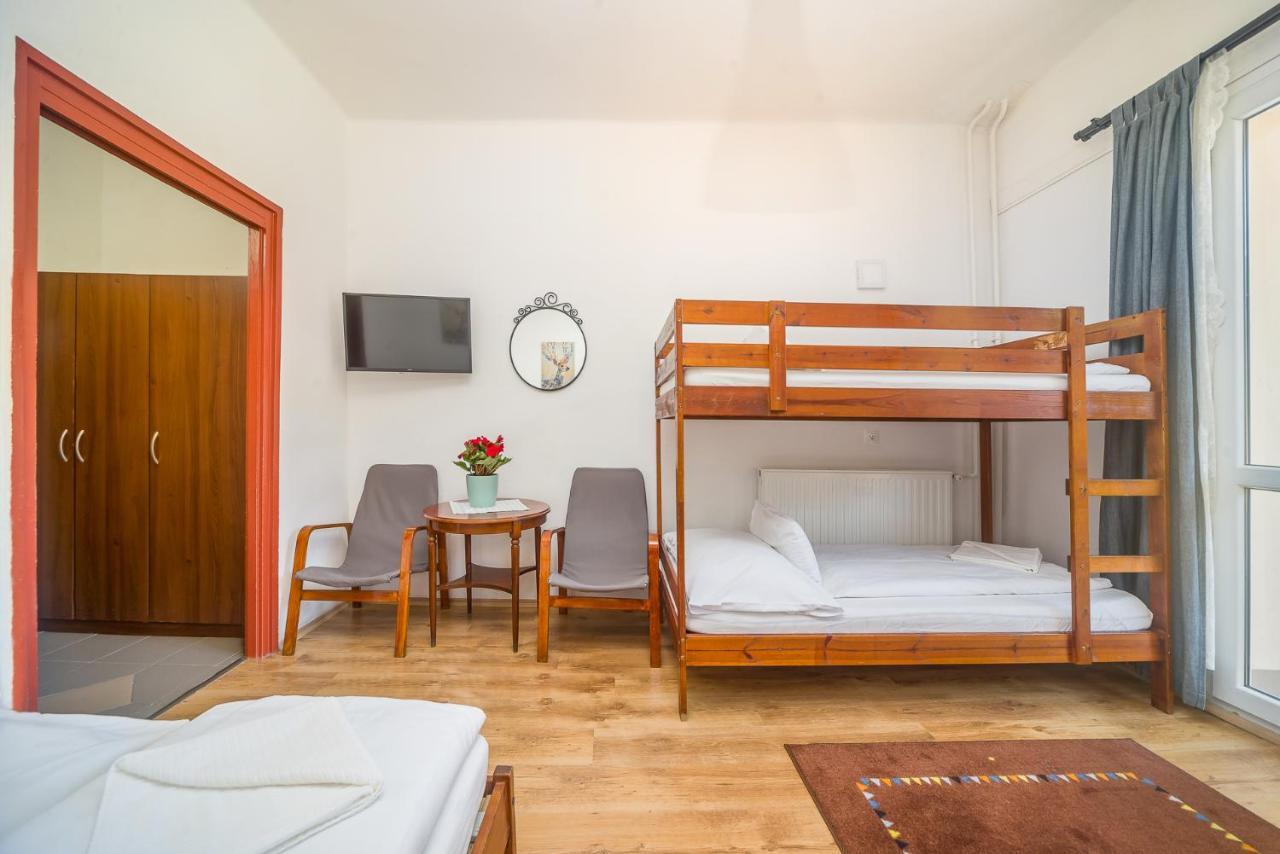 Hotel Lipicai Es Etterem